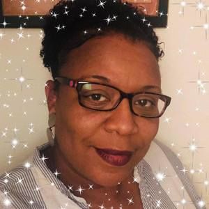 Meet your Posher, Yolanda